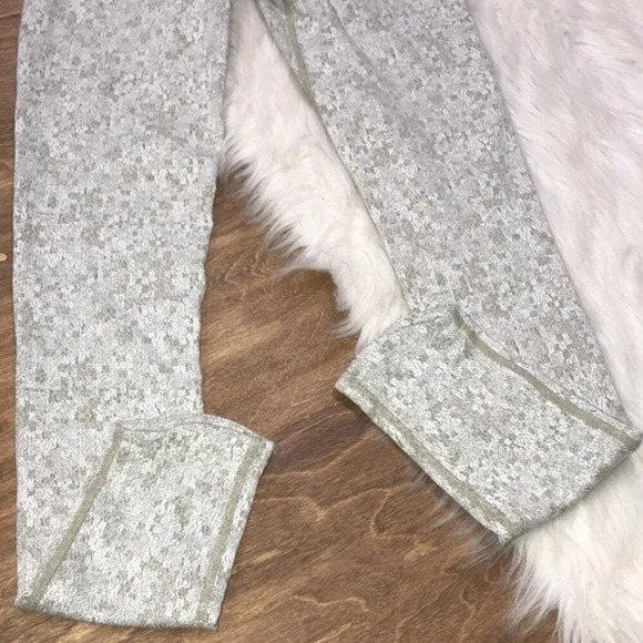 Gym shark xsmall fleur green high waisted leggings - Picture 3 of 8